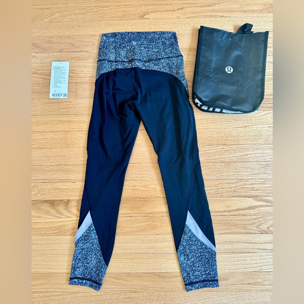 Lululemon In Movement Tight 25" *Blocked print detail. Size 4- mint condition
